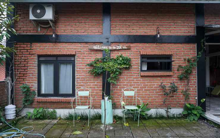 Villa Lira - Buah Batu Bandung