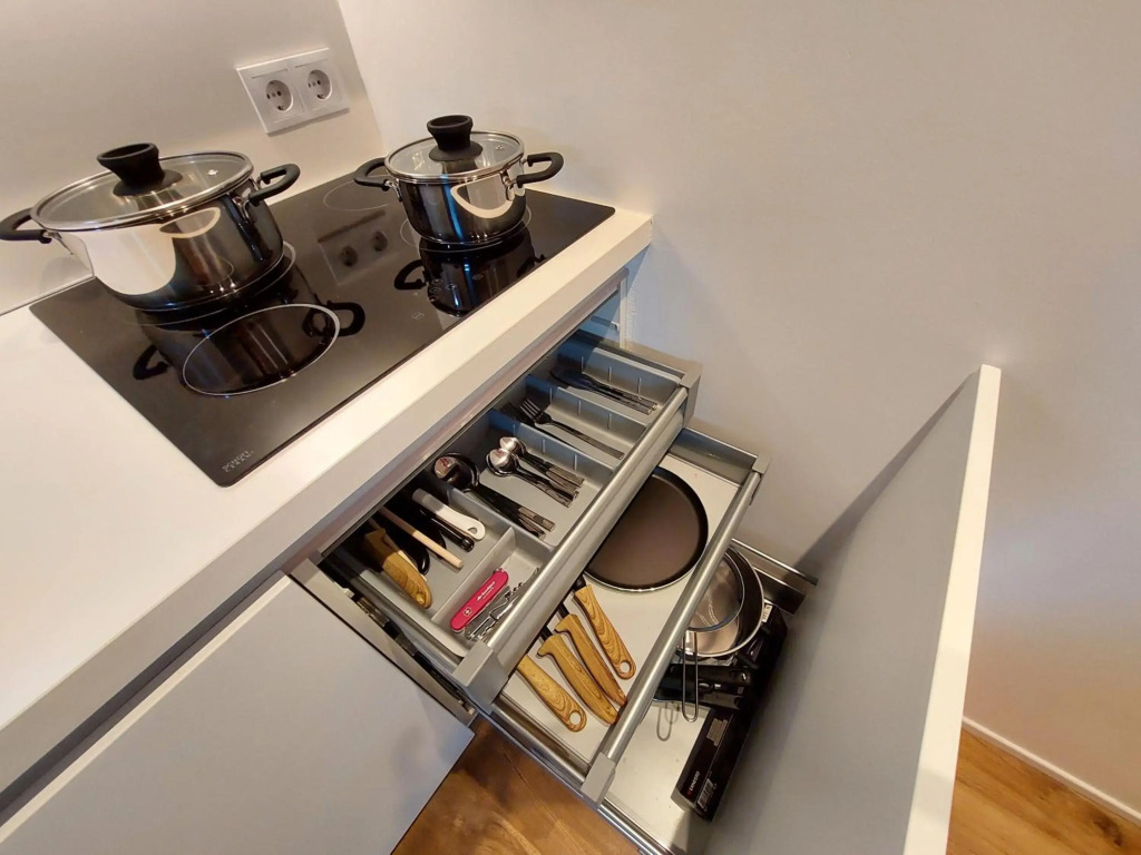 ALPENFLAIR - charming ski-to-door apartment