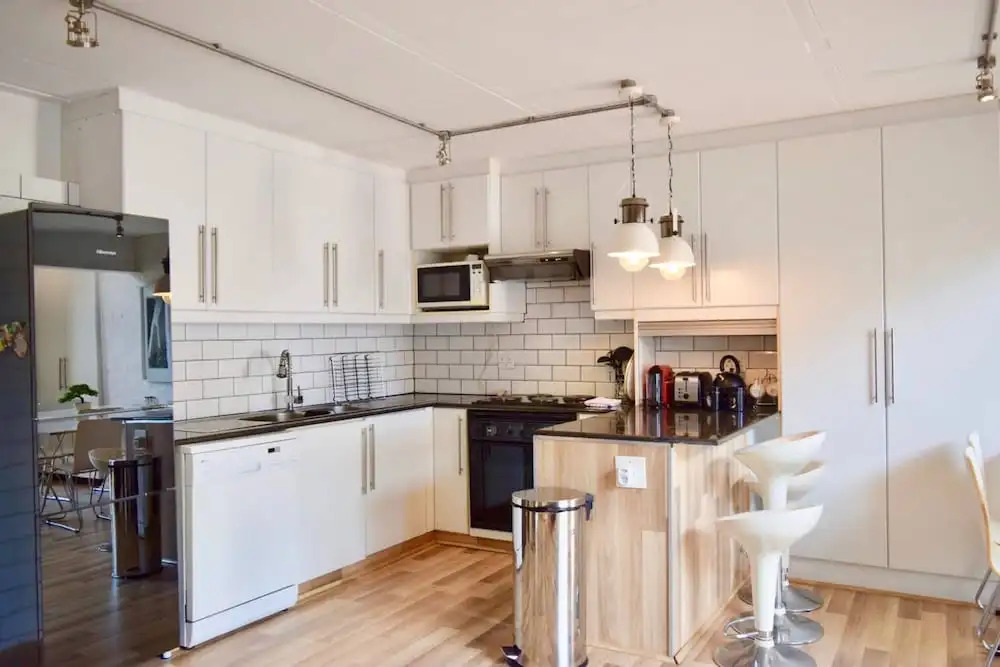 New York Style Loft Apartment With Safe Parking And Pool