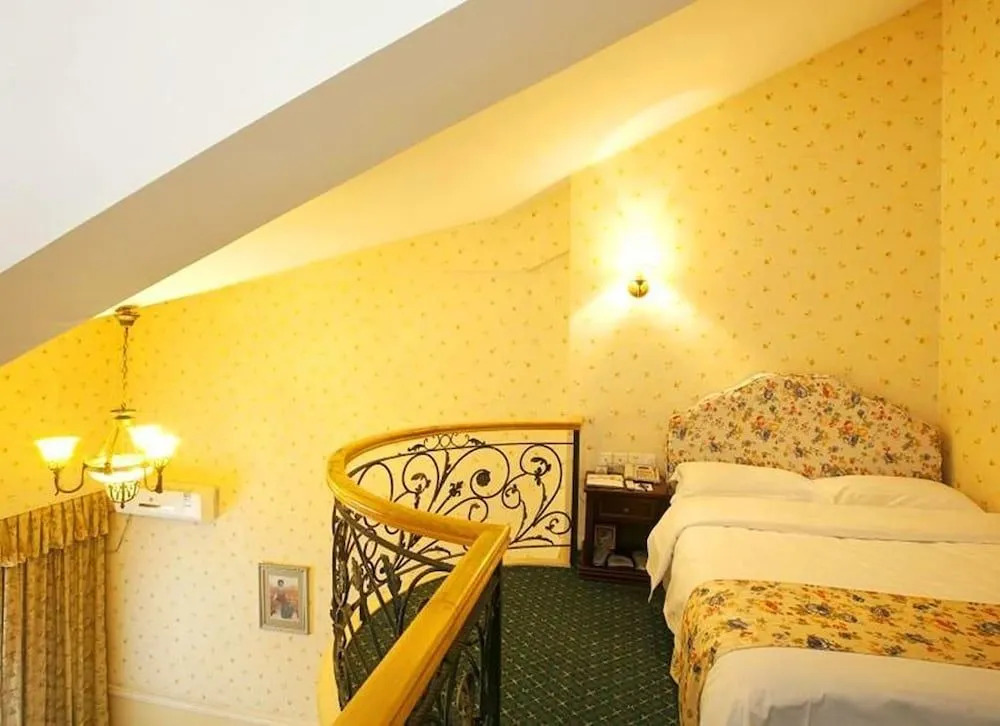 Oak Hotel Chongqing Luoma Holiday