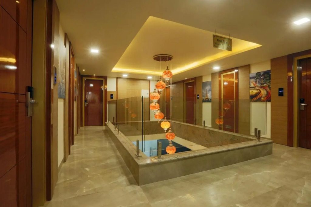 Hotel Omega - Gurgaon Central