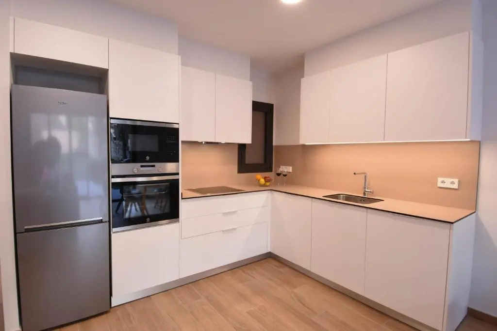 10 apartments in a modern central building with private car parking available