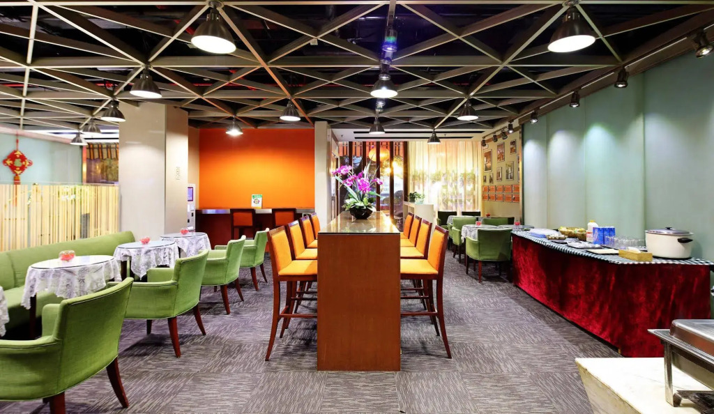 Yanjiang East Garden Inn