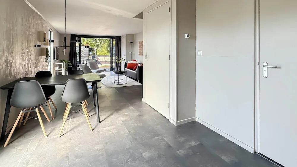 Modern Forest Home Near Beach