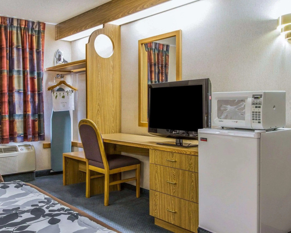 Rodeway Inn