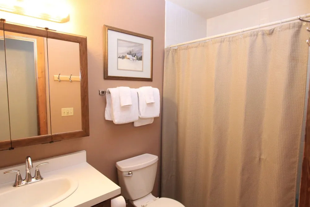 113ab Wptc - Cranmer Rd 3 Bedroom Condo