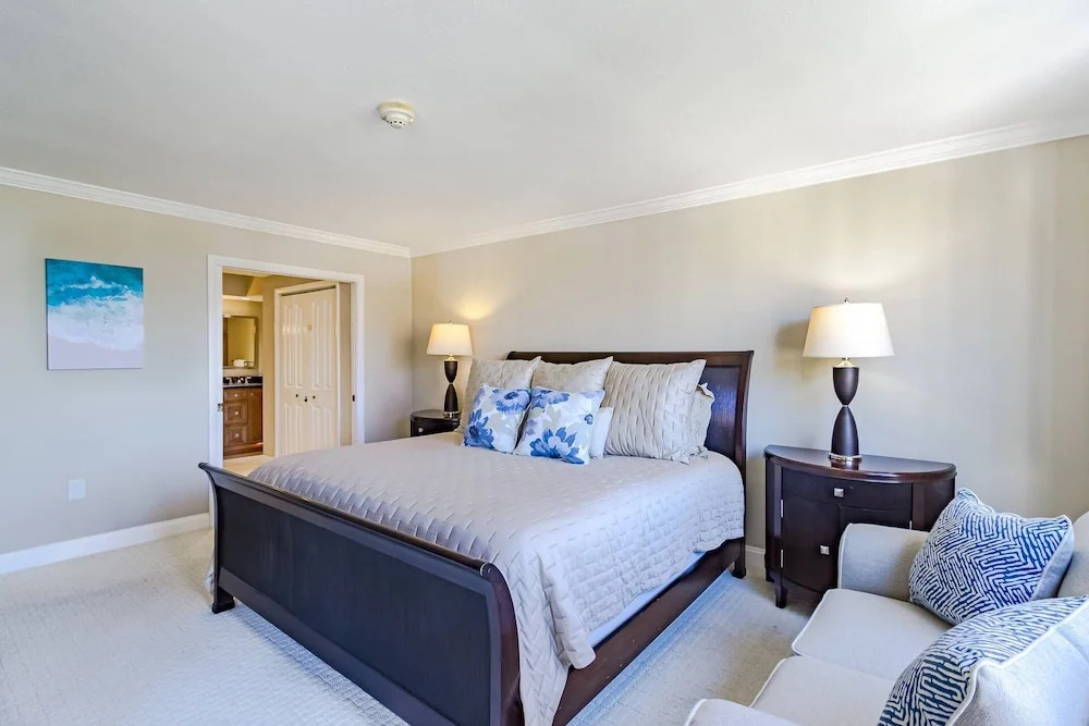 Siesta Breakers With Ocean Views, 5th Floor