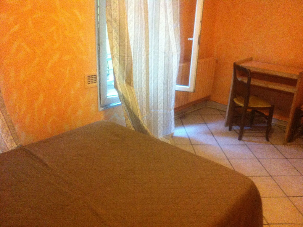 Hipotel Paris Montmartre