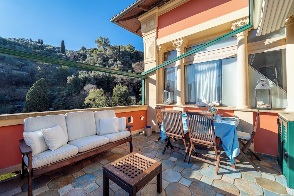 Lovely 2-Bedroom Flat - Sea View Terrace