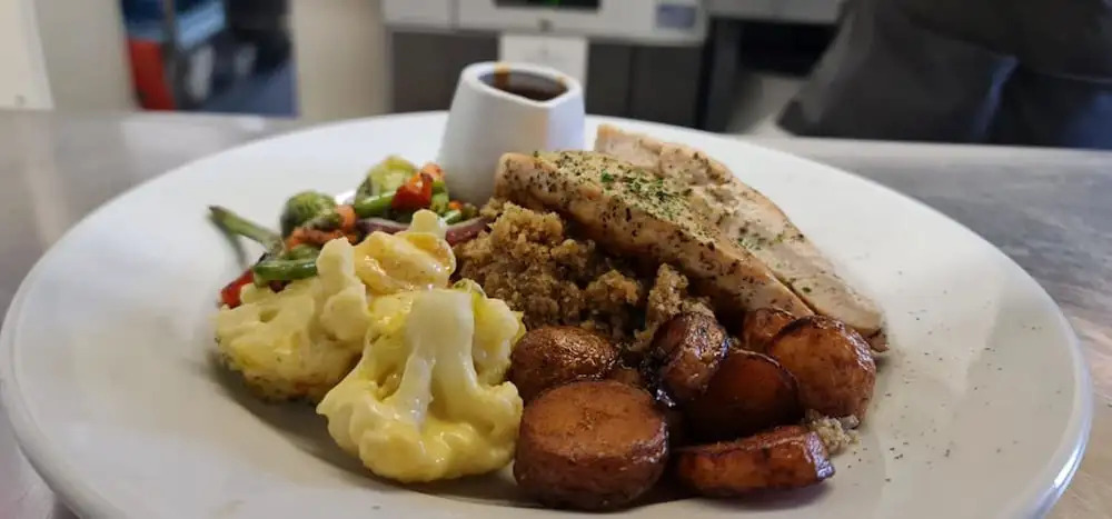 GOLF View Hotel & Macintosh Restaurant