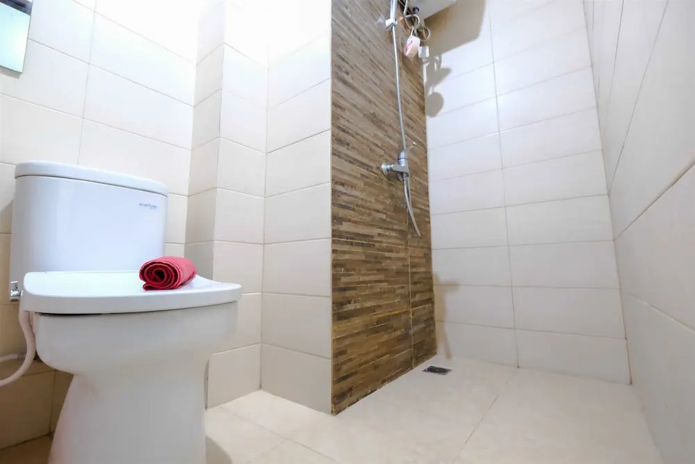 1BR Sky Terrace Lagoon Condo Apartment near Daan Mogot Mall