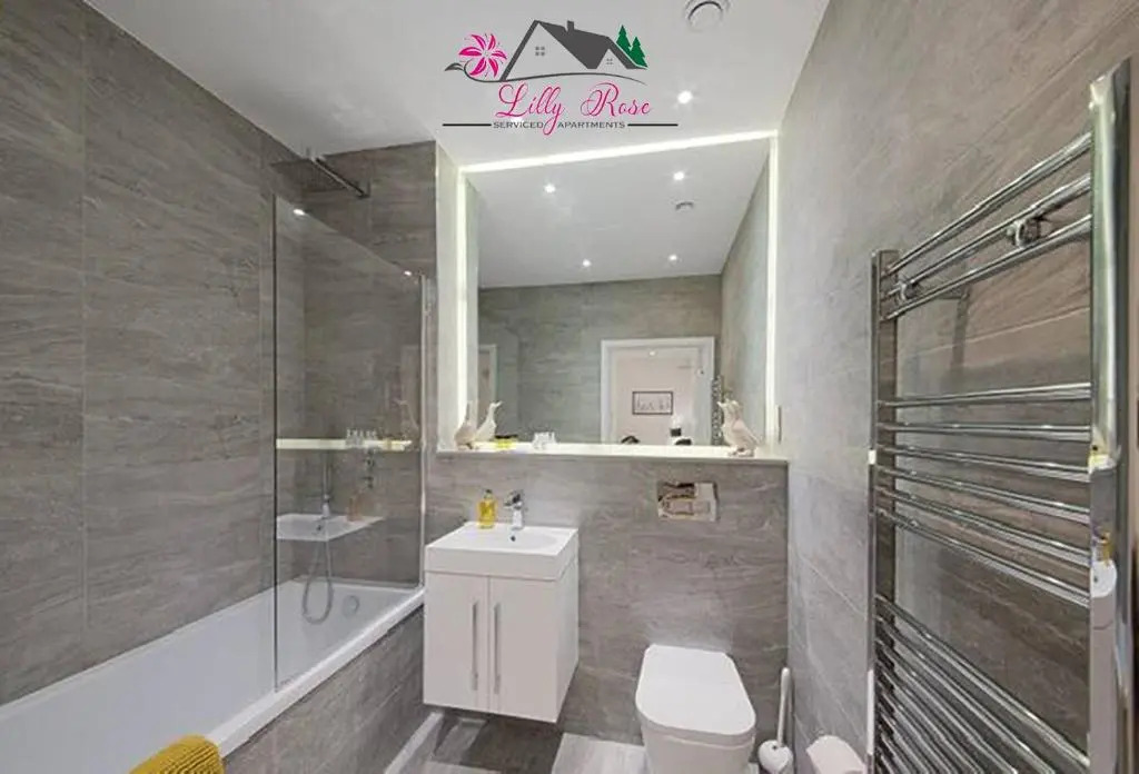 LillyRose Serviced Apartments - St Albans City Centre, Parking