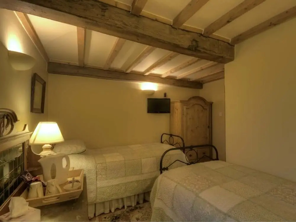 Riverside Bed & Breakfast