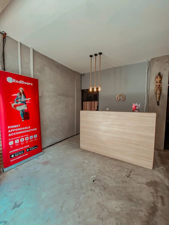RedDoorz Near Lippo Mall Kuta