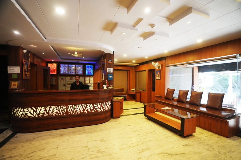 Hotel Madurai near Central Bus Stand, Udaipur