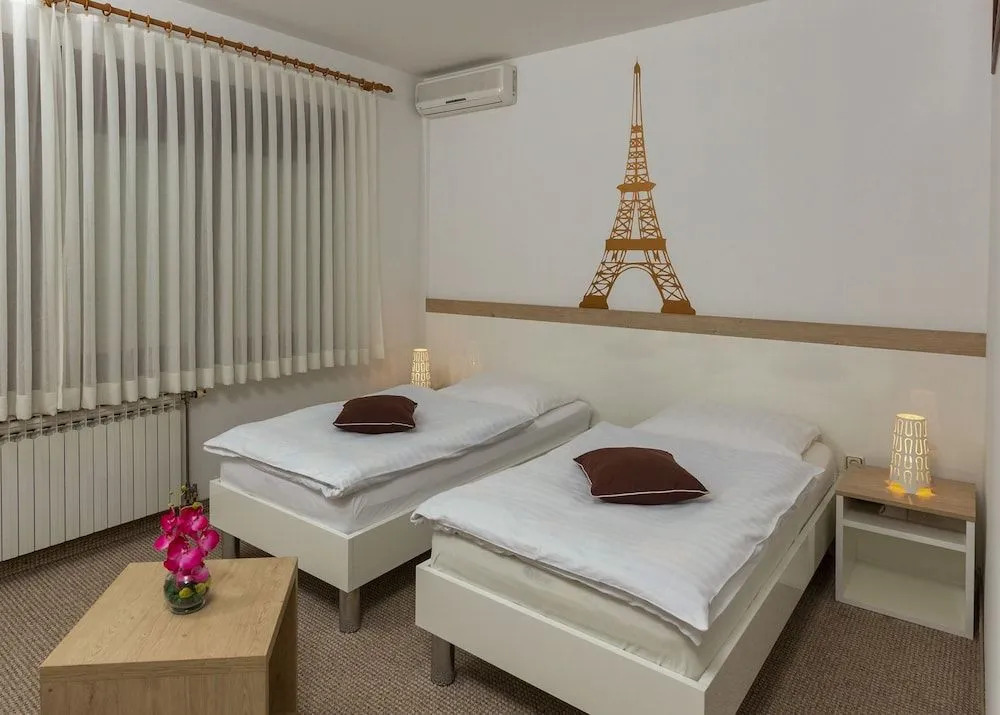 Rooms Pleška