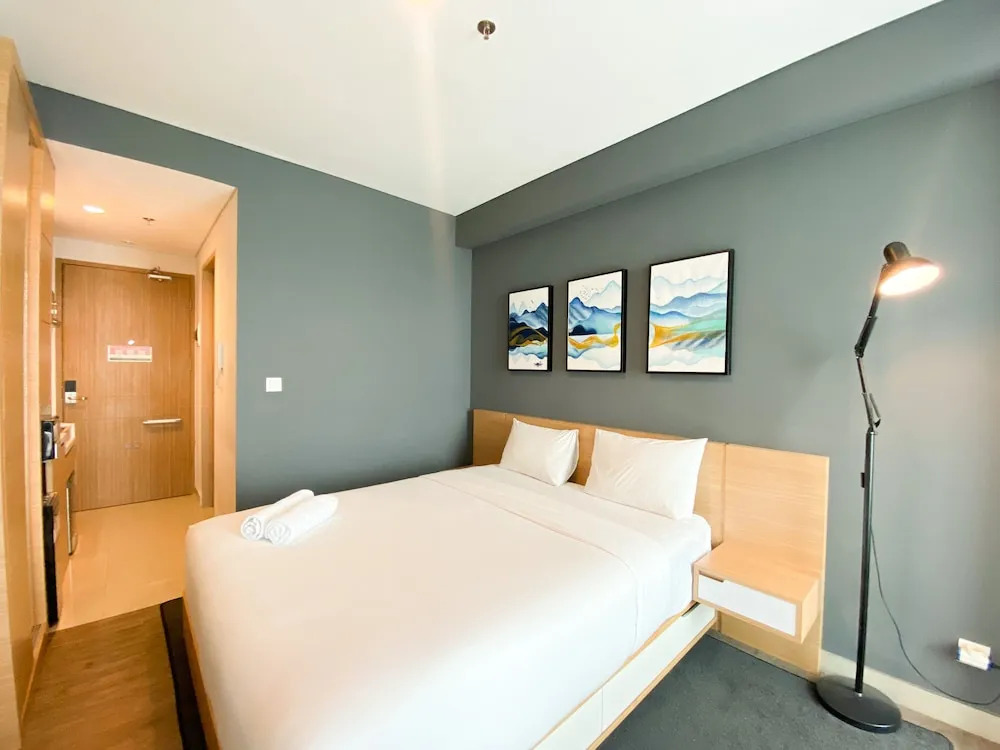 Simply Look And Warm Studio Room Tamansari Iswara Apartment