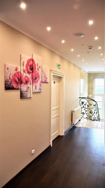 Willa Różana - Apartamenty i Pokoje Gościnne
