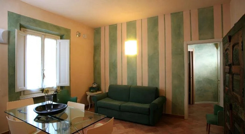 Artemura