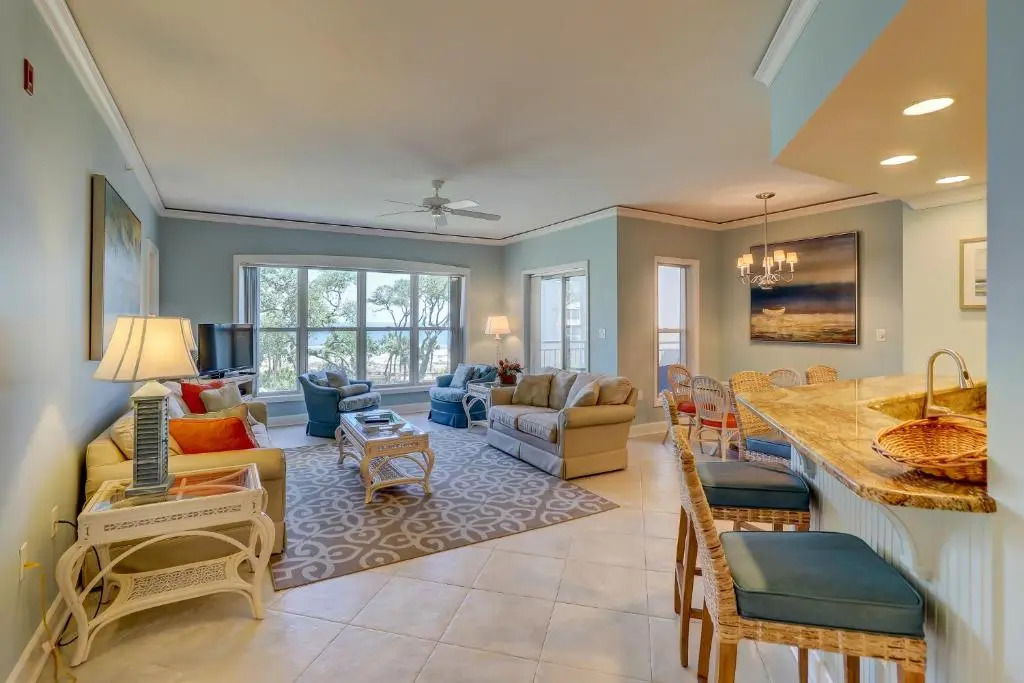 6301 Hampton Place 3 BR Lux Oceanfront