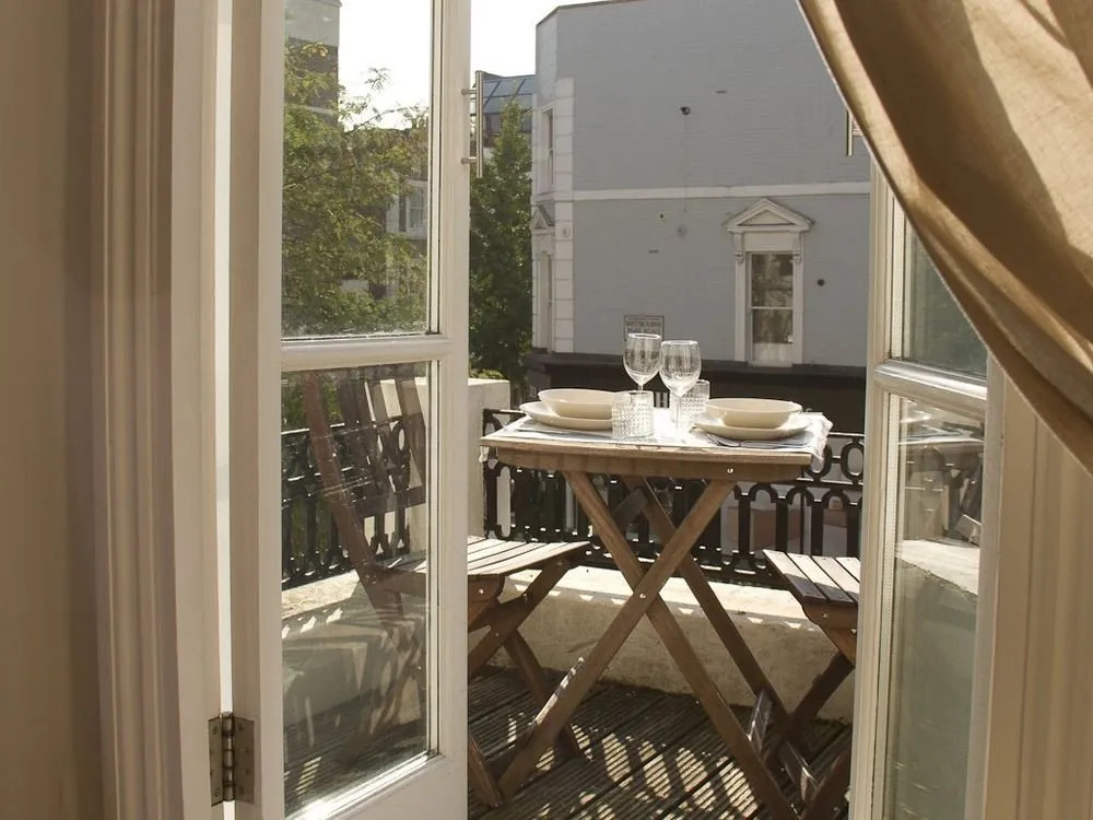Irwin Apartments at Notting Hill