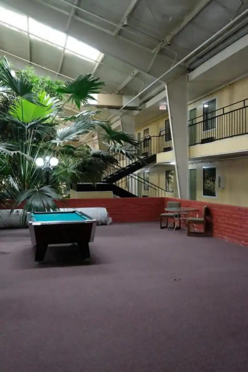 Econo Lodge