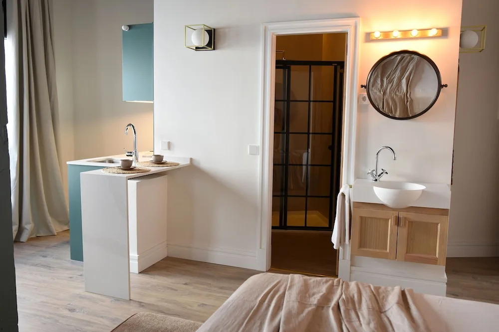 Honest Sevilla Hotel