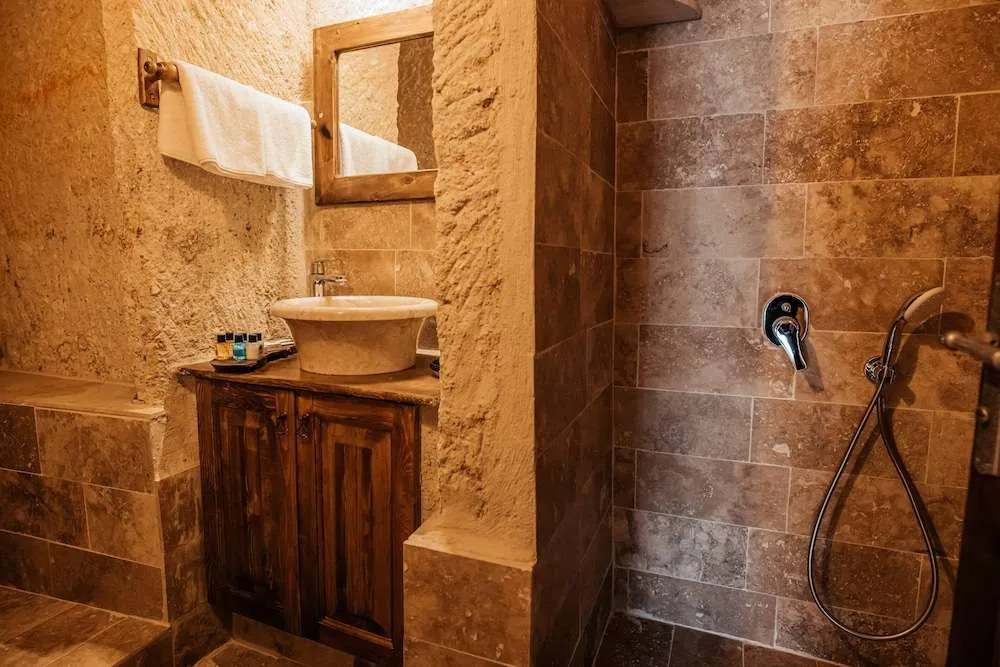 Bayar Cave Suites Special Class
