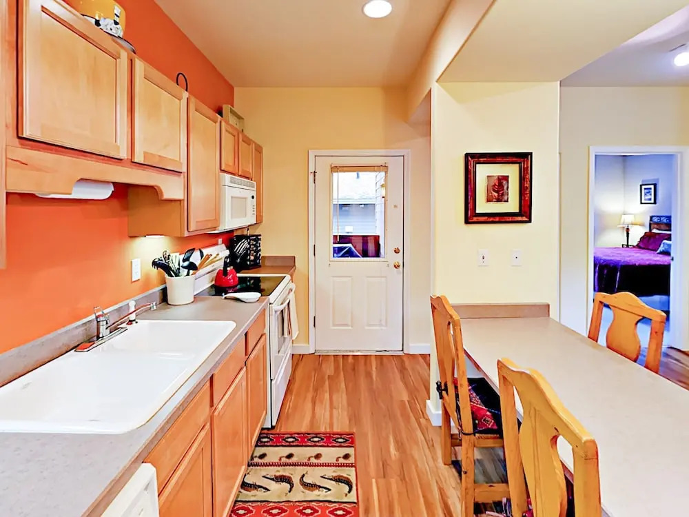 56856 Enterprise Dr Condo Unit I6