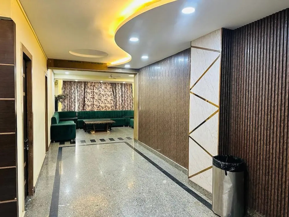 Hotel Radiance