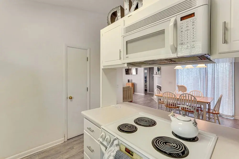 Panama City Beach Home: Walk to Emerald Beach!