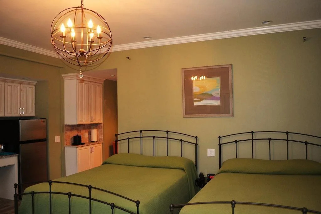 The Inn at Crystal Cove on Boston Harbor