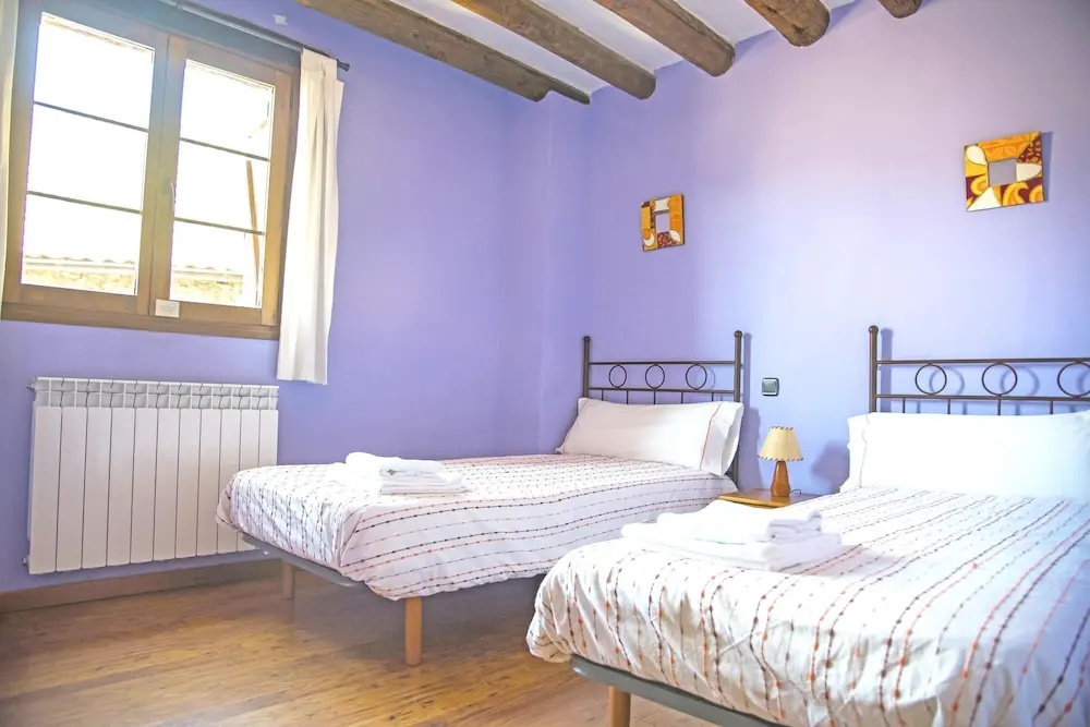 House With 3 Bedrooms in Belsierre, With Wonderful Mountain View, Balcony and Wifi