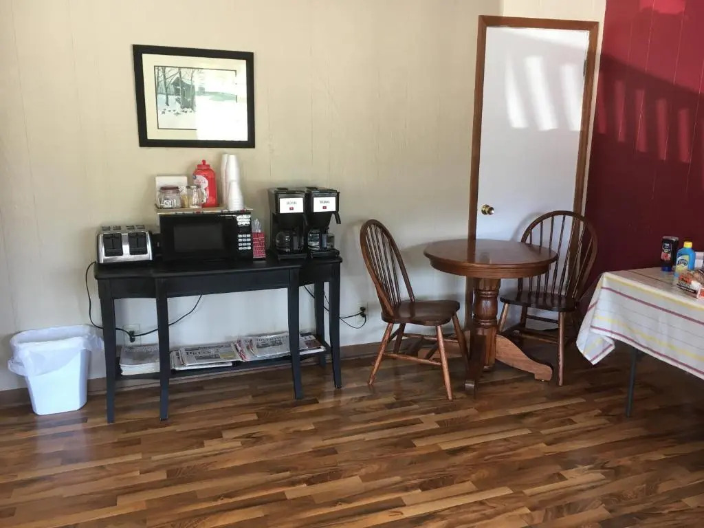 Browns Motel