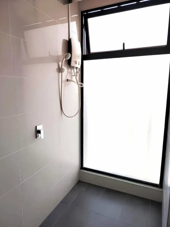 Cityview Southkey 2BR2FREE 16FL By Natol