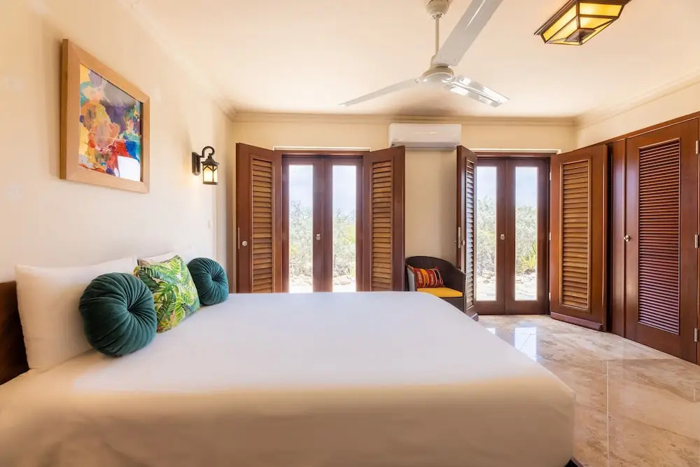 Cliff Villa