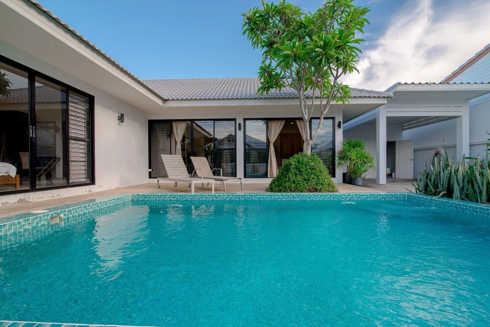 Great Green B Pool Villa
