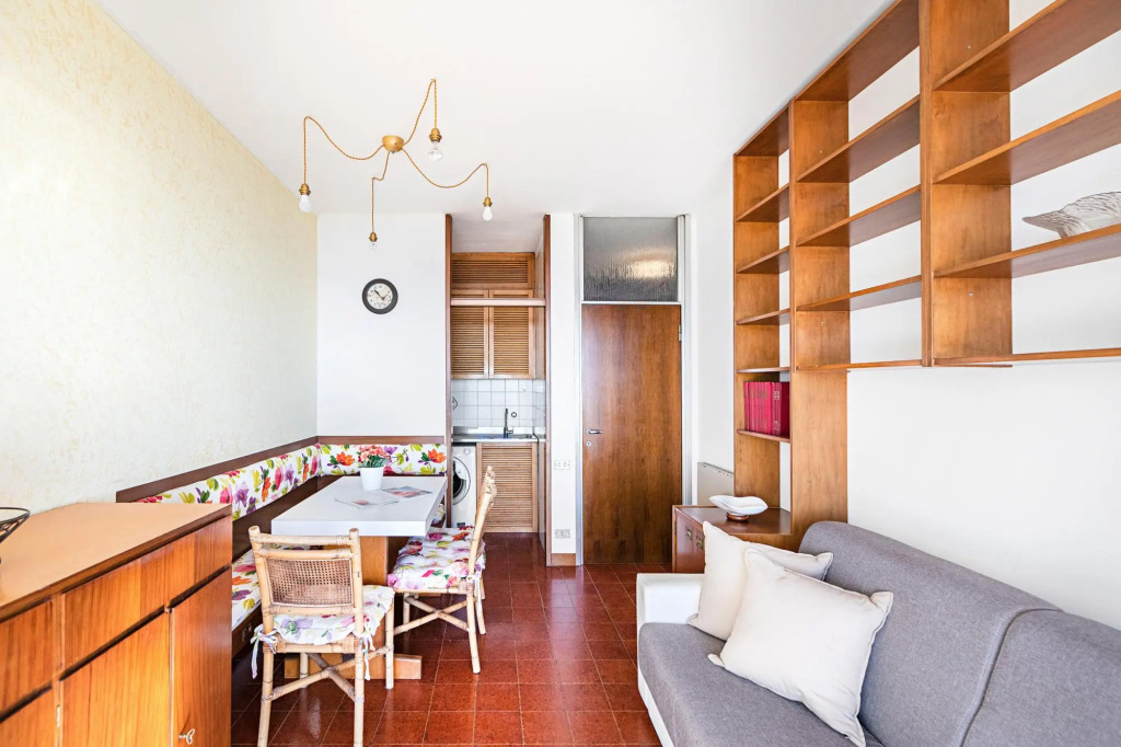 La Brise C B2 by Wonderful Italy