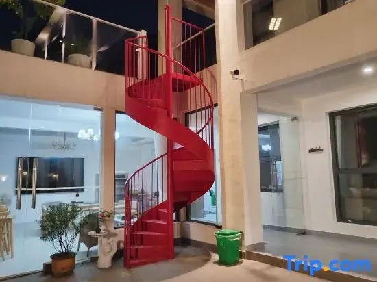 Pinshan Xiaozhu Homestay