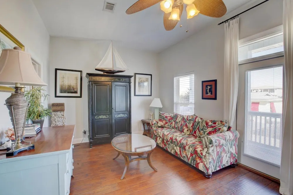 Beach House - Sandy Dreams by Panhandle Getaways