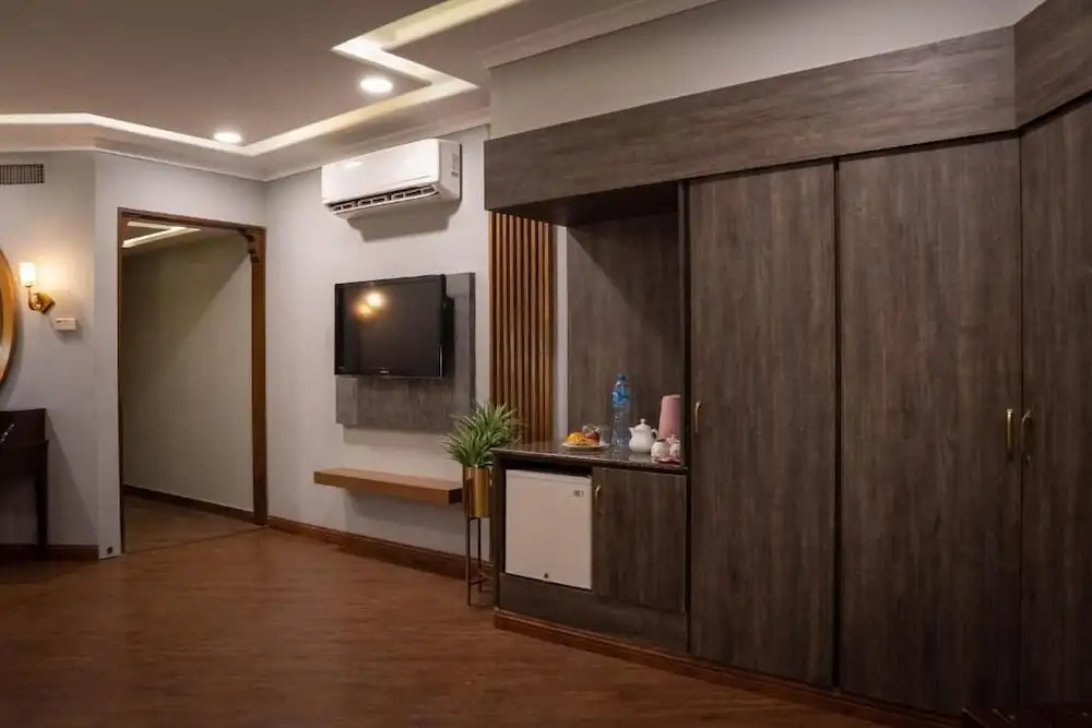 Magnum Inn Lahore