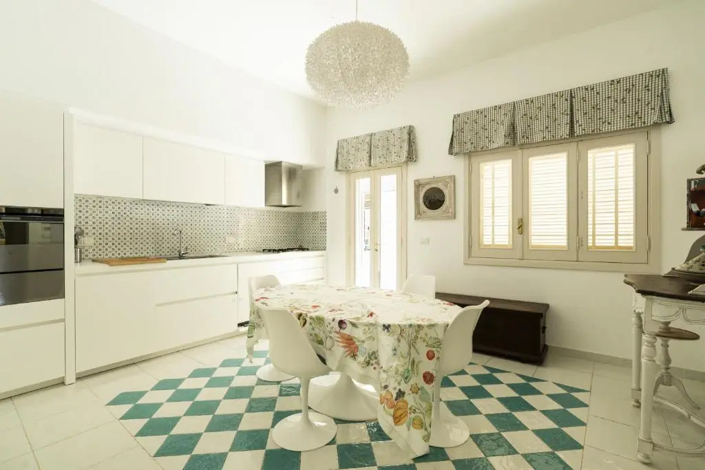 Villa Manfredi con Piscina by Wonderful Italy