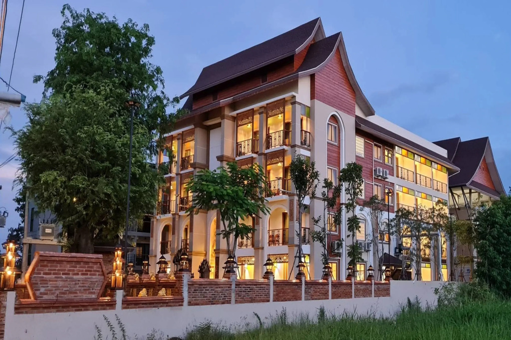 Siri Nakornpink Chiang Mai Hotel SHA Plus