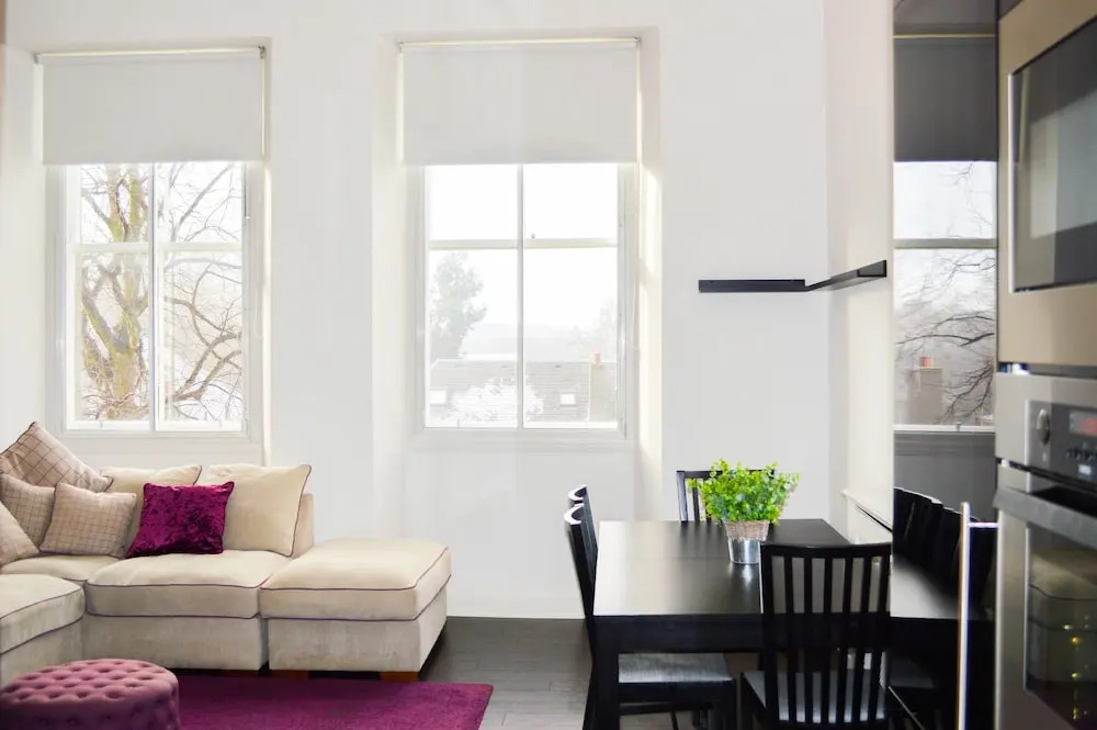 Traditional 2 Bedroom Home in Edinburgh