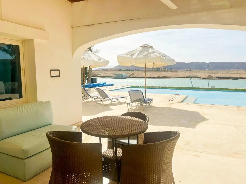 Luxury 4 bedroom villa with a heated pool