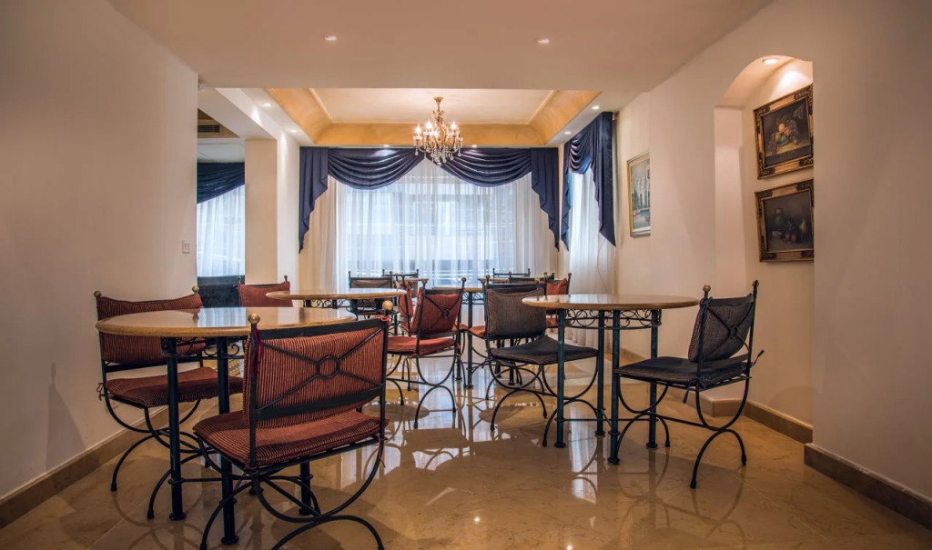 Rawche Universal Apartments