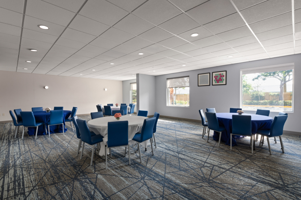 Holiday Inn Express & Suites Boynton Beach by IHG