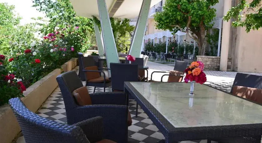 Belmont Hotel