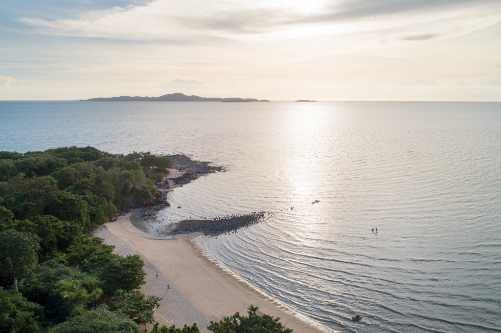 Отель Cross Pattaya Pratamnak