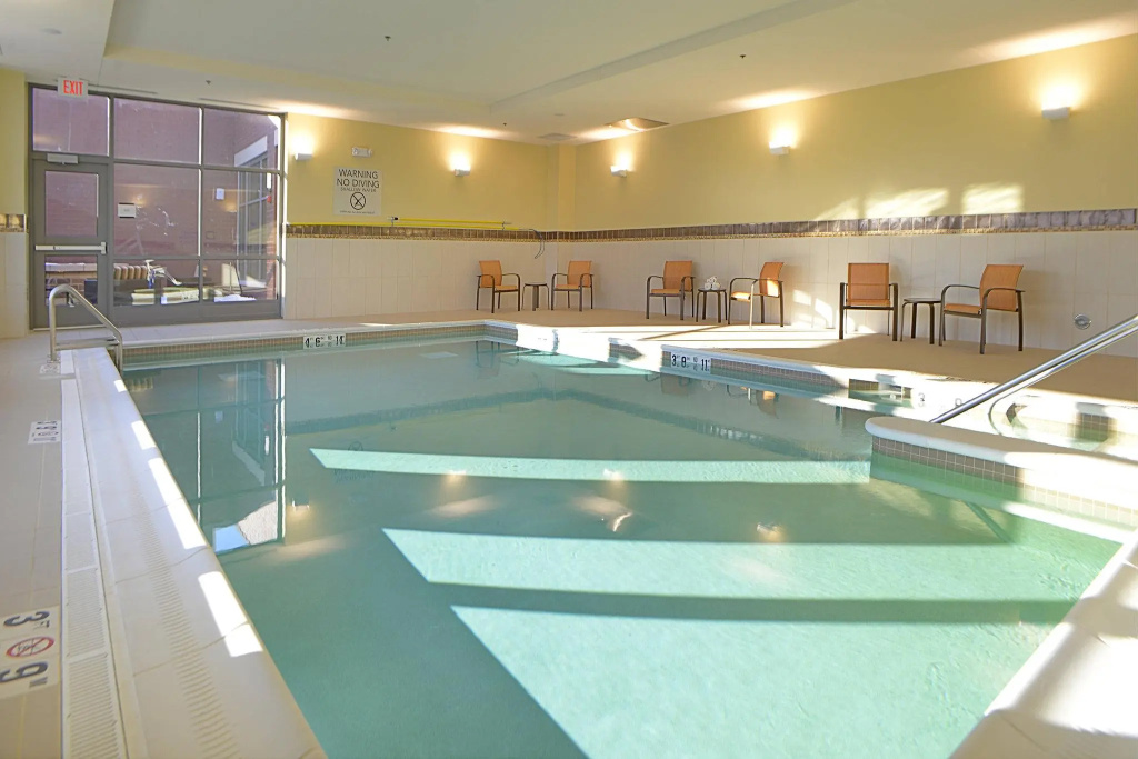 Courtyard by Marriott Muncie at Horizon Convention Center